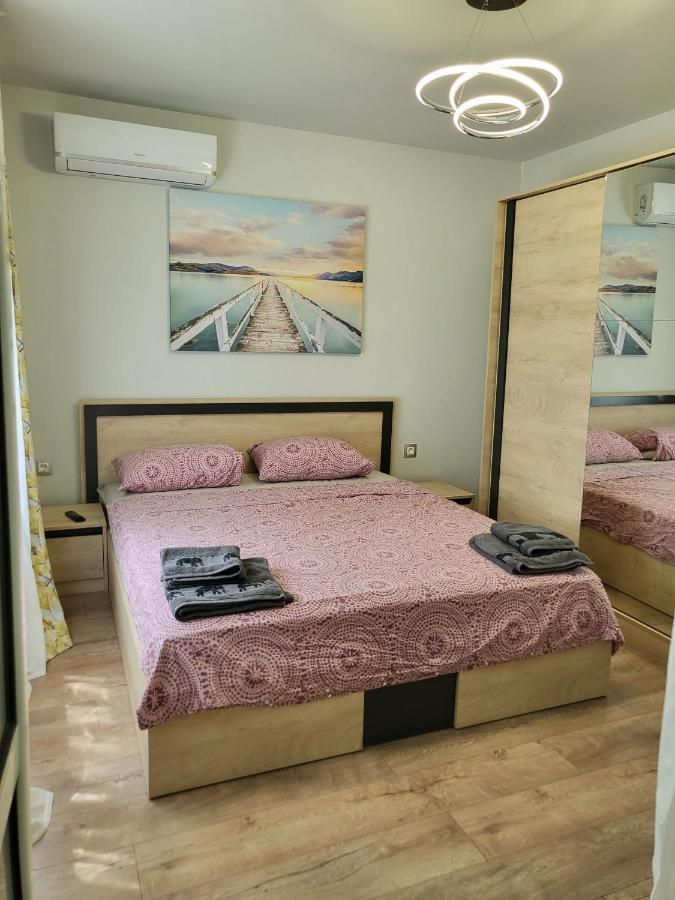 Apartments Relax 3&4 Варна Экстерьер фото